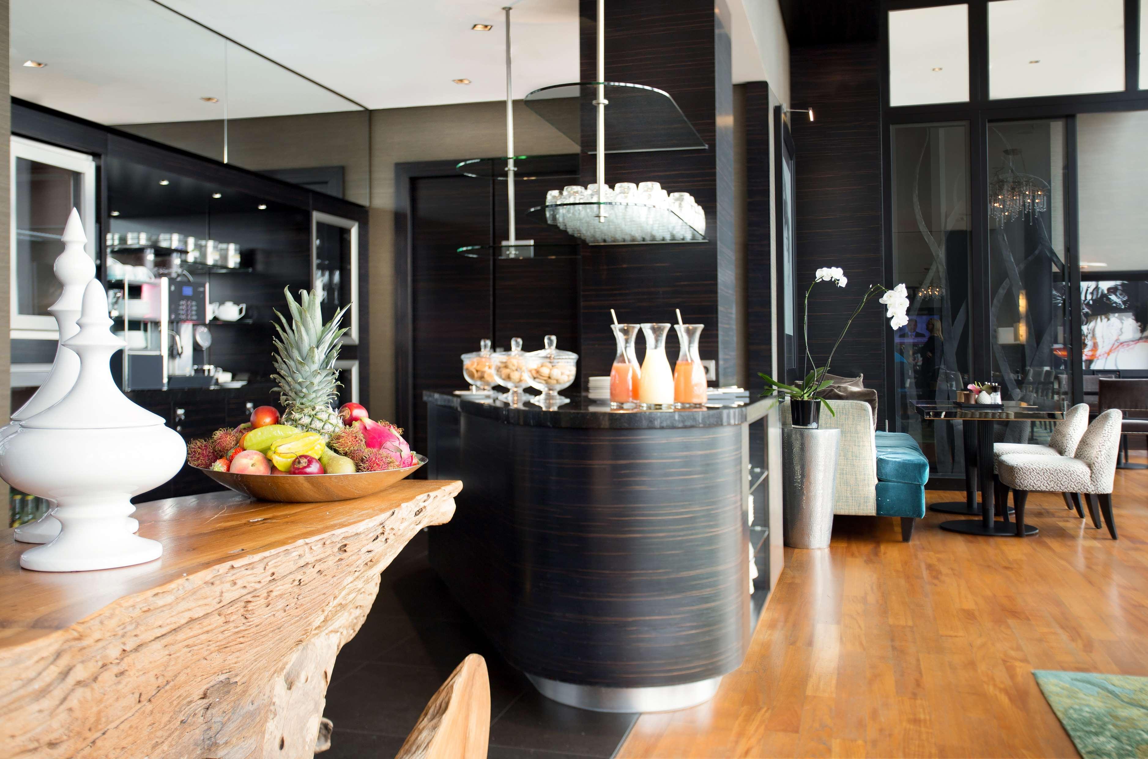 Hyatt Regency Dusseldorf Hotel Kültér fotó A kitchen