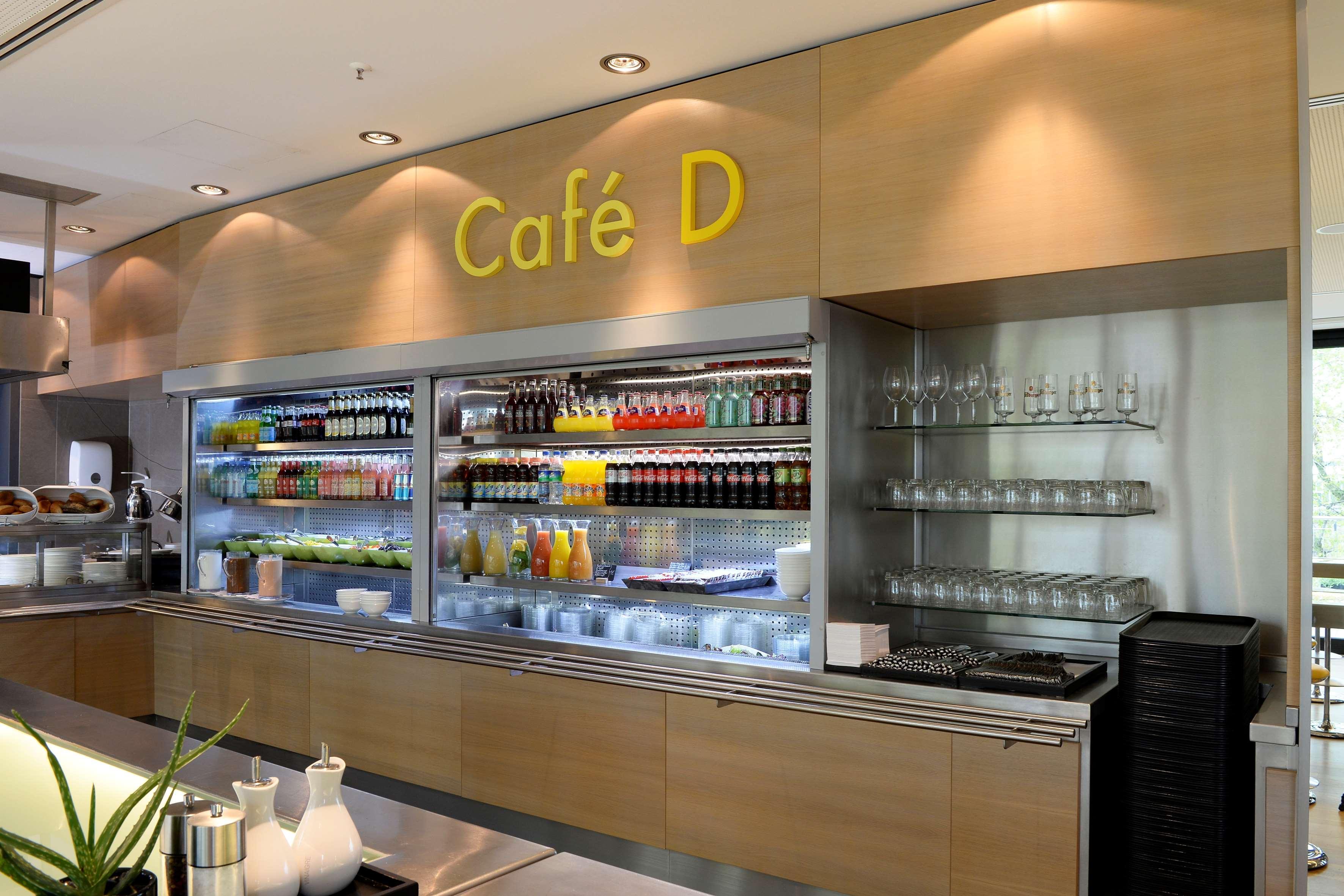 Hyatt Regency Dusseldorf Hotel Kültér fotó Café D