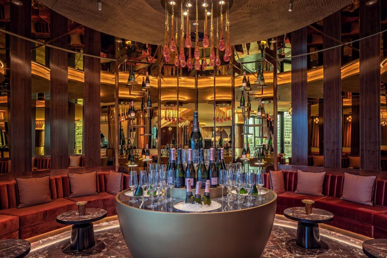 Hyatt Regency Dusseldorf Hotel Kültér fotó The Wine Bar