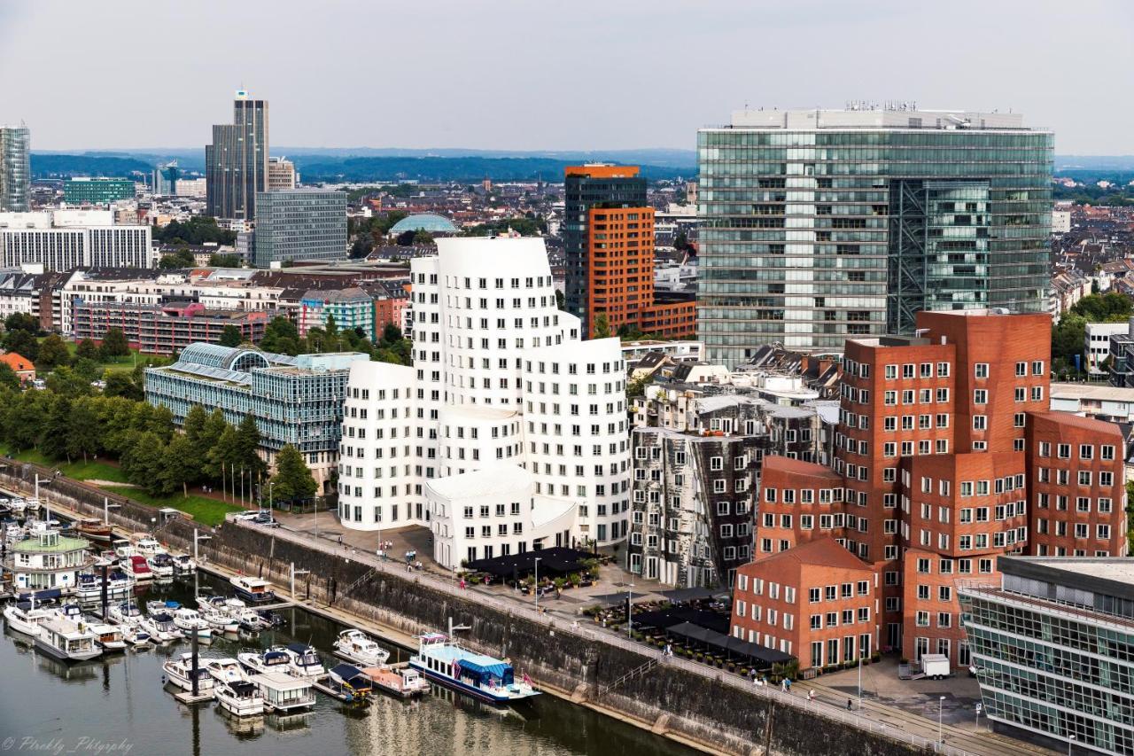 Hyatt Regency Dusseldorf Hotel Kültér fotó The HafenCity