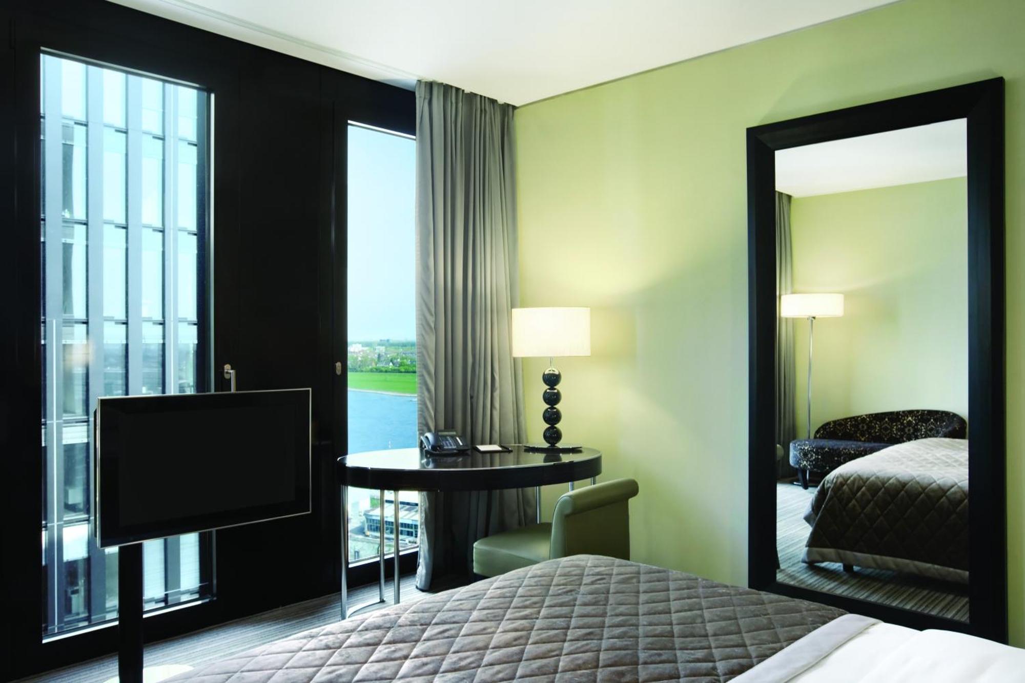 Hyatt Regency Dusseldorf Hotel Kültér fotó